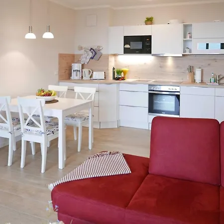 Ensemble 13 Stra * Baabe